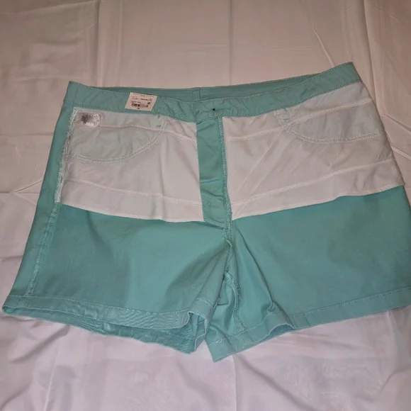 St Johns Bay Mid-Rise Tummy Control Shorts SIZE 20 COLOR Cascade GREEN, NWT - Picture 12 of 13